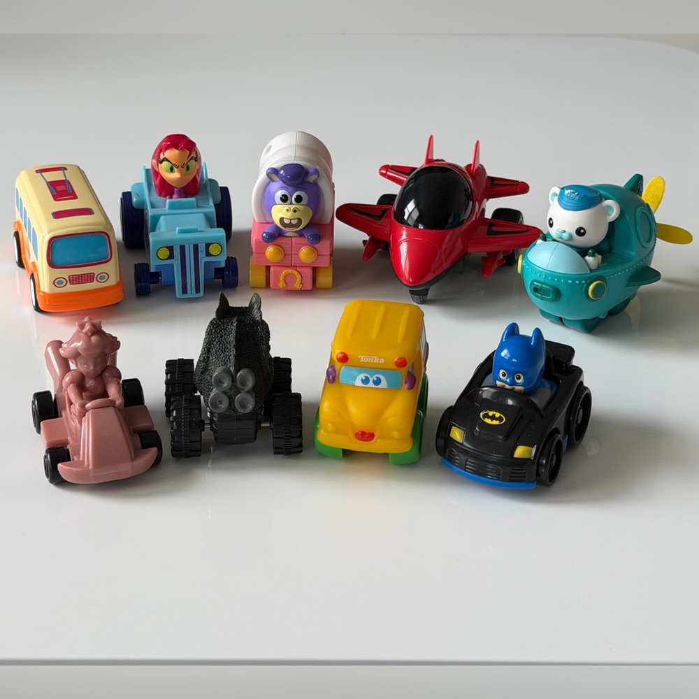 Toy Cars Lot Vehicles - Tonka ,Batman,Bus,Plane,Bump & Go, Mario Kart, Titans Go